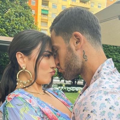 Iris54226473's profile picture. Amor vincit omnia❣️