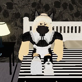 MarshCustard's profile picture. Follow me on Roblox @ “MarshmellowCustard”!