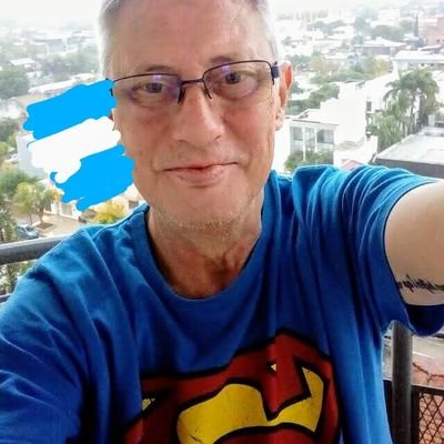 NorteIndio's profile picture. Extranjero en Ciudad Gotika.
El payaso está desnudo