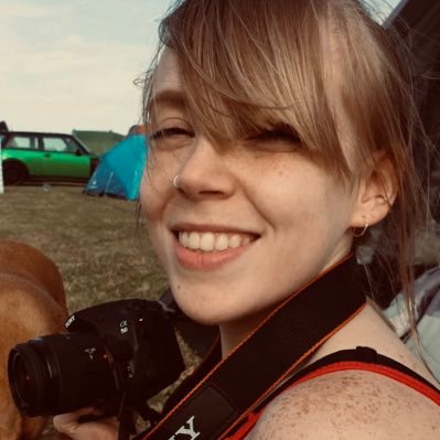 HalesE's profile picture. (she/her) Daughter. Sister. Niece. Partner. Mama. 30 something. Real, honest mothering with a million questions.