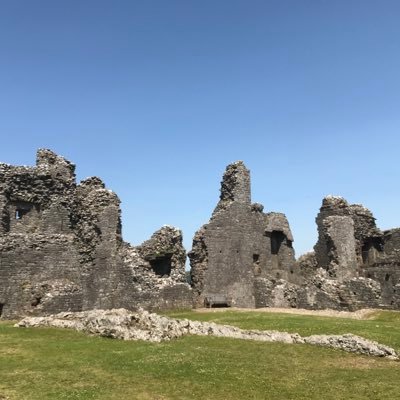 Clinical Psychologist, CAT therapist & trainer for South Wales CAT course. Smallholder. Generic maps. Eating disorders. Oncology. Palliative care.