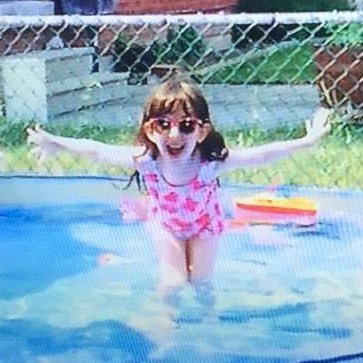 Jurisficti0n's profile picture. Lover of books, film & stationery | 🏳️‍🌈