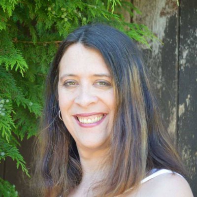 Game dev (High Fidelity, Arena, Cryptic, Linden). Fiction writer. Studying @WesternGPCW (she/her) roxanneskelly@instagram, @roxanne@wandering.shop