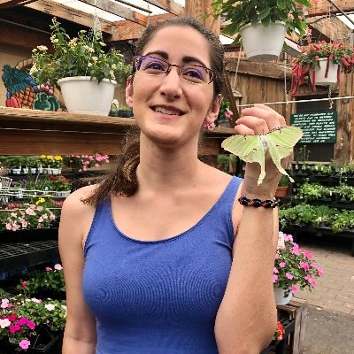 Invertebrate conservation biologist, science communicator, eccentric nerd, big millennial vibes