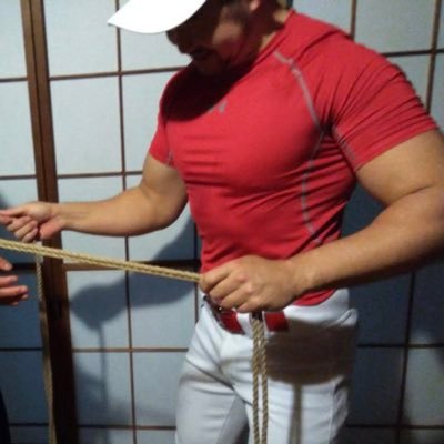 4649takeuni's profile picture. 172/85ユニと緊縛 大好きです。最近 縛られたり、縛ったりも してます。(ただいま 練習中です)