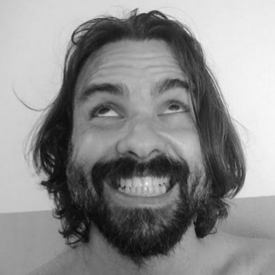 Brasileiro, recifense de esquerda.
Se voce gosta de humor político
me segue nesse link
https://t.co/xy8vfwjQuo