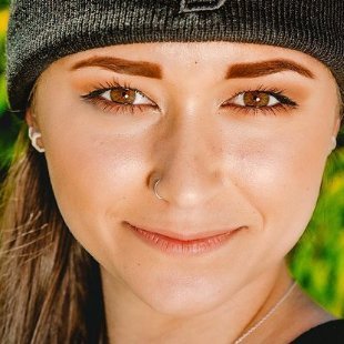 SarahSm74090433's profile picture. 