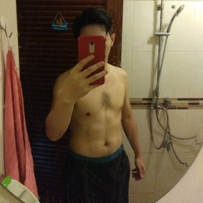 TeeCnx8's profile picture. 