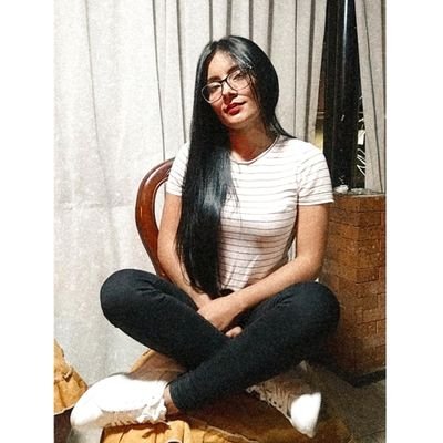 Mary_castillo21's profile picture. 