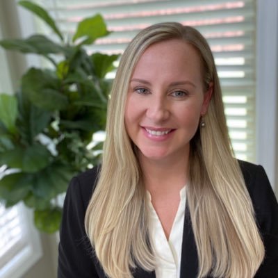 Straight shooting sociologist. Asst prof studying racial identity construction & interaction processes. Serial RT’r. Interested in all that is social inequality