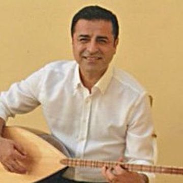 Nachrichten, Nüce, Haber
Europa, Turkei, Kurdistan
Geschichte