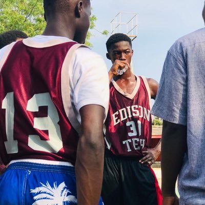 MuzakirMasahud1's profile picture. 