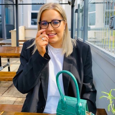 ErinWhiteside16's profile picture. no rain no flowers