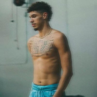 zhaoyuan0325's profile picture. 