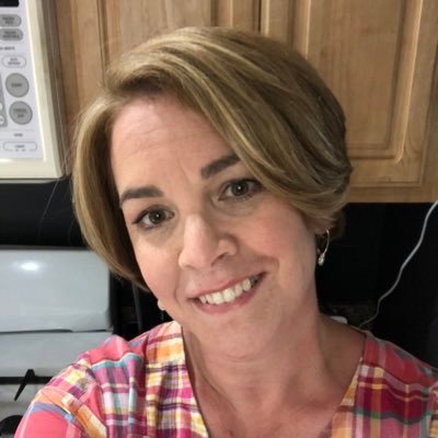 Wife, Mom, Daughter, Sister, Teacher, Lover of Dogs, Books, and Learning!!