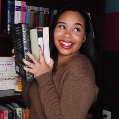 jas_reads's profile picture. (She/Her) Pisces, Ravenclaw, Booktuber