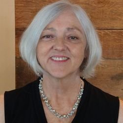 evelynfassett's profile picture. I help creative, spiritual-minded entrepreneurs with their technical, internet, new media needs.  I help right brain people with their left brain tools