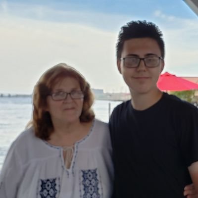 JaronsmomTracey's profile picture. 