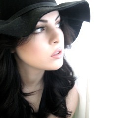 This is the Official Twitter page of Elizabeth Gillies!