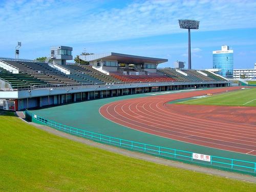 2022年4月1日より「大分市営陸上競技場」は「ジェイリース スタジアム」に名称変更しました。