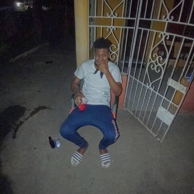 A dem same one choose Barabbas over Jesus
Dats why mi nuh really trust too much hypocrite and eediat
Kill di great man den tun dem ina hero
A who dem?
Walk wid
