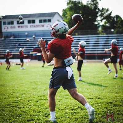Poca high QB/DB c/o 2023 6’2 200lbs ph:304-687-5964 https://t.co/1aQLH01Wp8 email: Jordanwolfe13@icloud.com