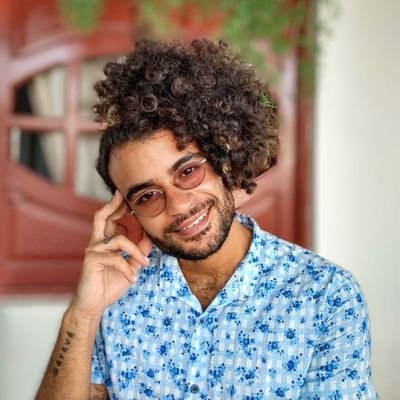 An3dree's profile picture. Tento ser um Software Engineer
adoro joguinhos e música boa, leio mangá enquanto meus códigos compilam