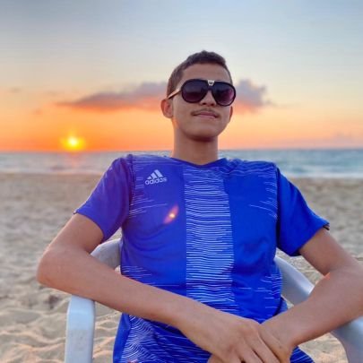 -
اللهم هوّن علينا حملُ الحياةِ وثُقلَها🖤🔥
.
