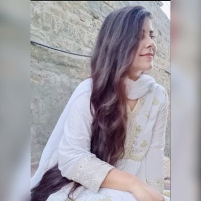 _Goshilaila's profile picture. صلی اللہ علیہ وآلہ وسلّم ❤️
Nishtar '22