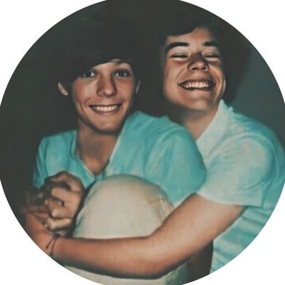 Abrazo de Larry Stylinson (Harry y Louis) | Funda de iPhone