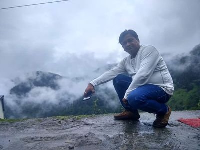 Prasant85079853's profile picture. इस संसार में क्षमा से क्या प्राप्त नहीं होता? जिसके हाथ में शांति की तलवार है, दुष्ट उसका क्या कर सकता है?