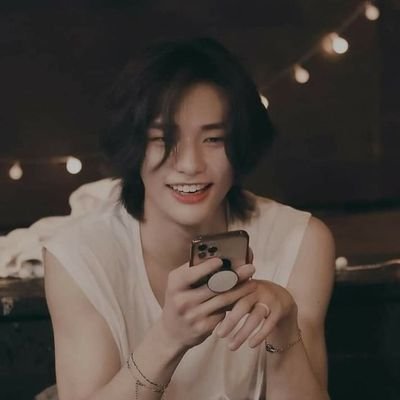 kre_arya's profile picture. stay