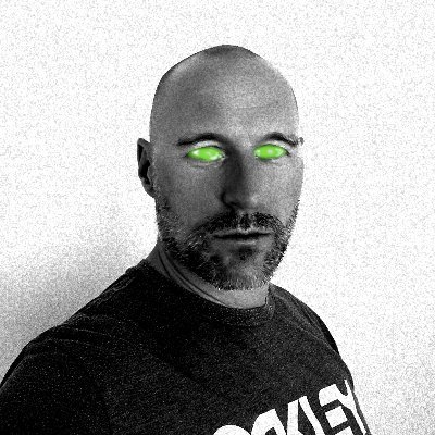 ldenckert's profile picture. I love the interwebz, do crossfit and work a pretty nifty job at a nifty lil company. so all fine and dandy.