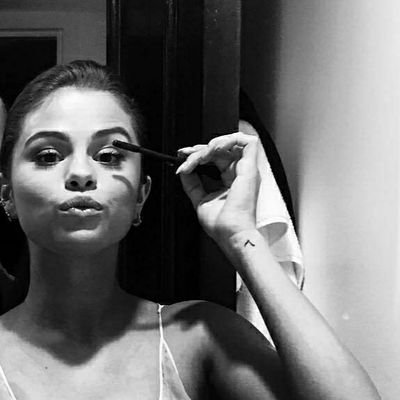 funsgomez's profile picture. fan account