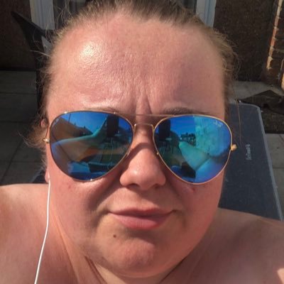 EmmaEvans95's profile picture. 