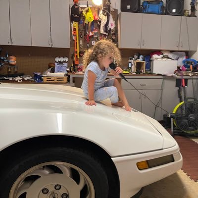 wefoundsupreme's profile picture. been had a mullet