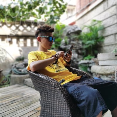 GJirhCRPiKfFTKh's profile picture. 