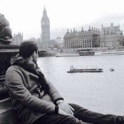 M_Law52's profile picture. Lecturer - Law | Don’t do things by half measures, do it with all your might