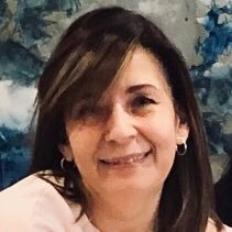 Doctora en Medicina y Cirugía@UNAH; Master en Gerencia de Servicios de Salud@Unicah; Programa de Safety,Quality and Leadership in Healthcare@Harvard