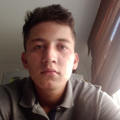 Abdul_romeroe's profile picture. “Nadie podrá llevar por encima de su corazón a nadie ni hacerle mal en su persona, aunque piense y diga diferente”.

- Jaime Garzón