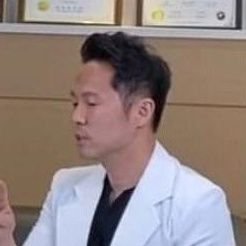 CheungL61427390's profile picture. 사람들을 돕고 사람들의 얼굴에 미소를 지음으로써 내가 할 수 있는 최선의 방법으로 인류에 봉사합니다.