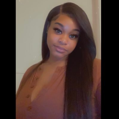 _renanae's profile picture. 