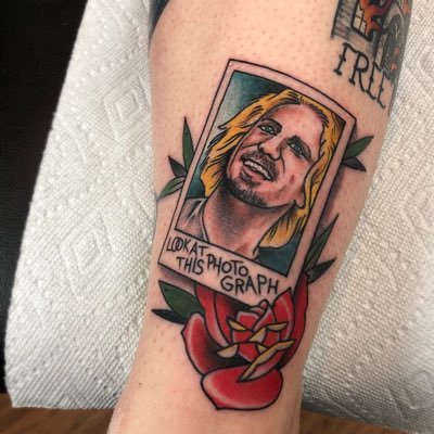 volfan5454's profile picture. just being an anonymous asshole on Twitter