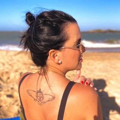 larissamc's profile picture. 