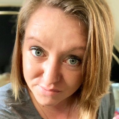 carla46268821's profile picture. https://t.co/L4FZ1Qx6dh