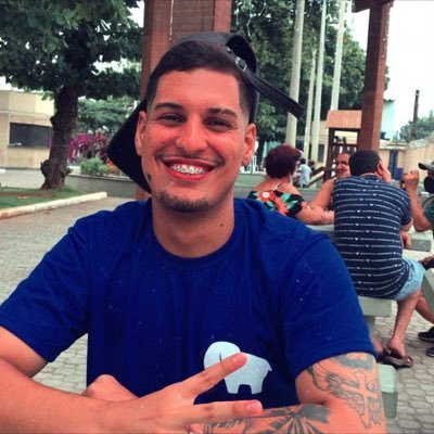 gustavocrvg9's profile picture. O medo de cair não pode ser maior que a paixão de voar 👆 @vascodagama @nat19_99💏