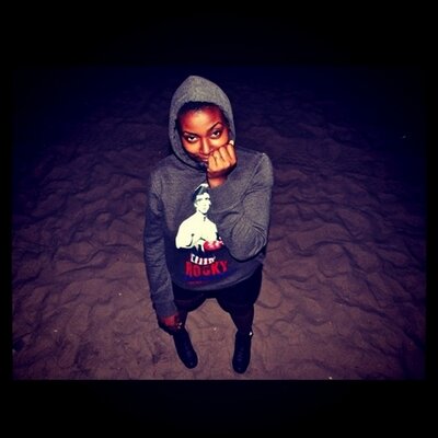 Sigourney on Twitter 