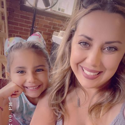 Lovely_Esmer's profile picture. 