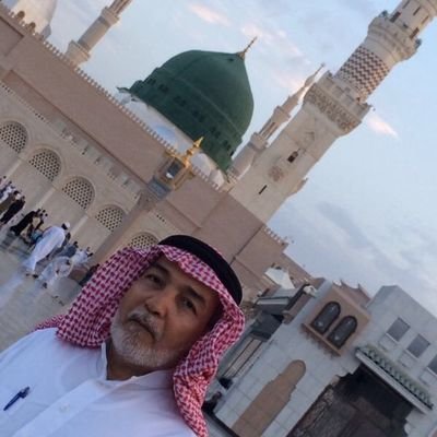 الحمد لله ، رب اغفر لى ولوالدي ، مرشد سياحى ،،،  آخر عمل بمطبعة المصحف الشريف( فني) وعضو هايكنج المدينه ادرس لغة الإشاره وعضو فريق بيئي التطوعى .