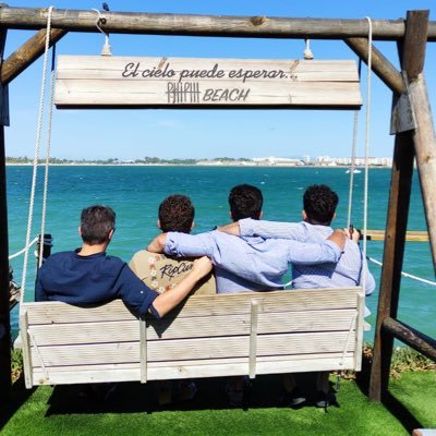 Que bonito es creer,cuando aún todo es posible.